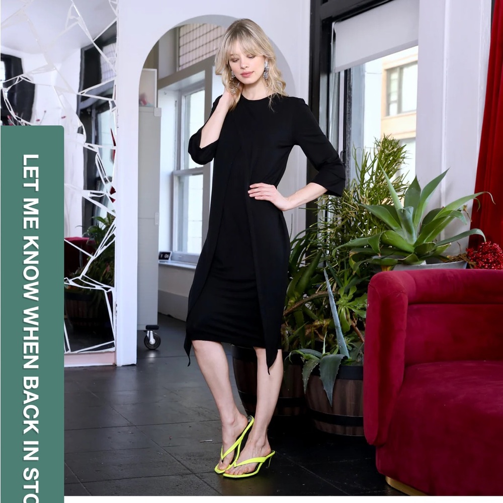 Linear collection NWT sz S spin light dress in midnight